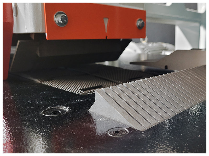 Cantek R16 Bottom Cutting Straight Line Ripsaw