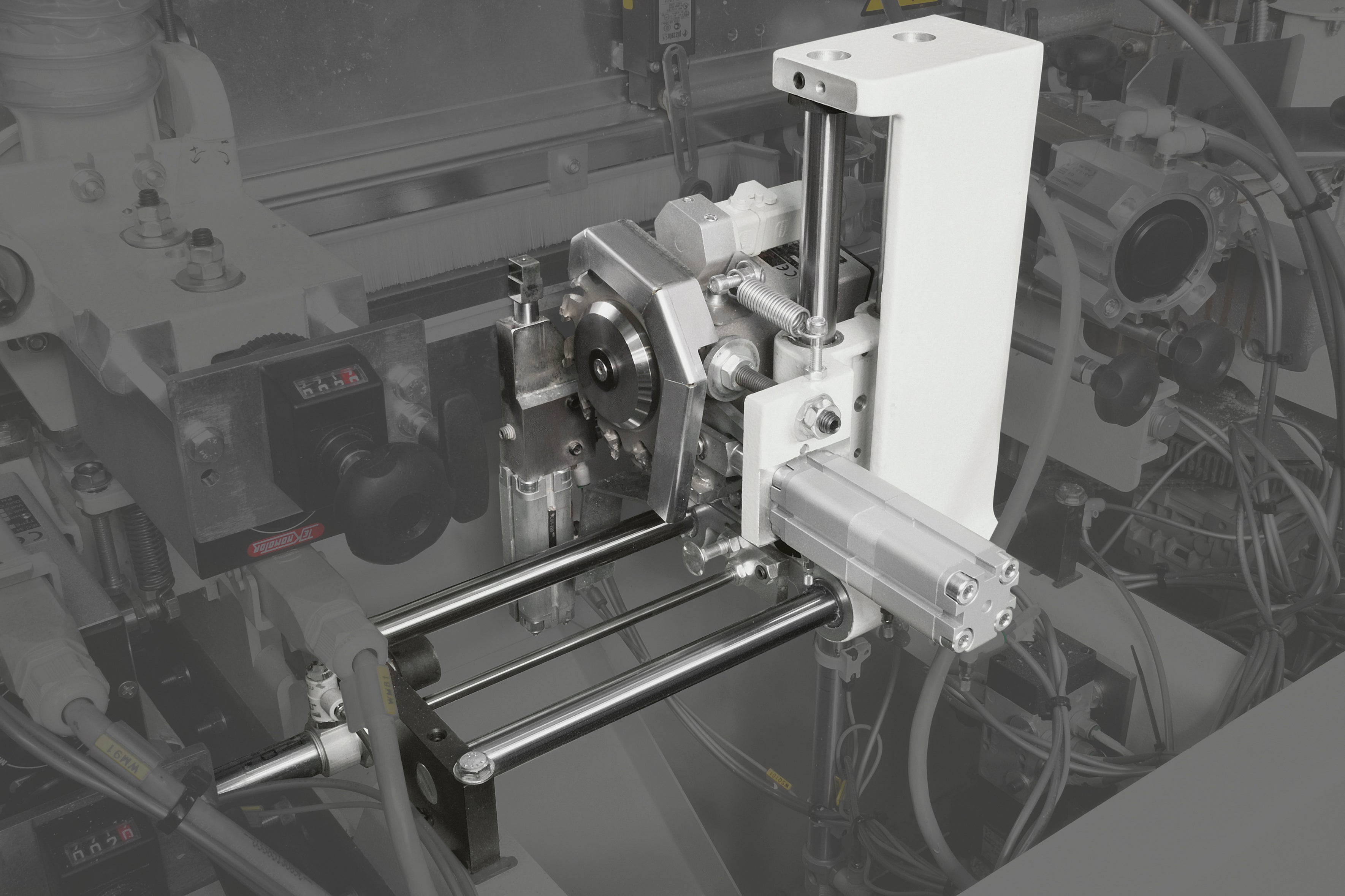 SCM Minimax ME 40 Edgebander - Manufacturing Machinery — WSI Machinery